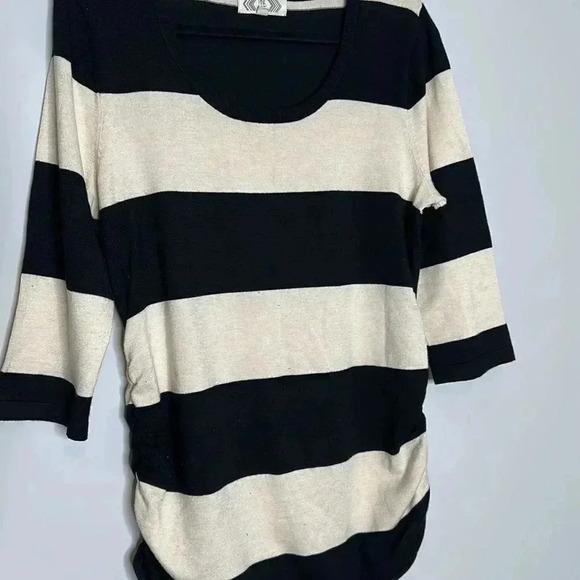 Pink Rose Pull Over Sweater Black & Cream Round Neck Side Elastic Long Sleeve - Picture 6 of 11
